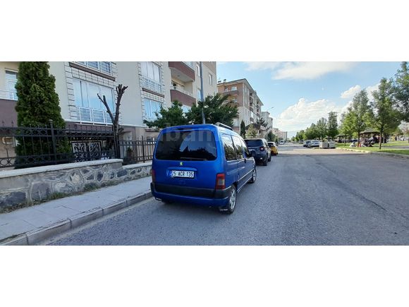 Sahibinden Peugeot Partner 1.9 D 2004 Model