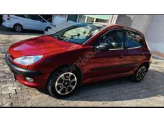Sahibinden temiz aile aracı Peugeot 206 1.4 HDi Desire 2004 Model 
