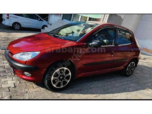 Sahibinden temiz aile aracı Peugeot 206 1.4 HDi Desire 2004 Model 