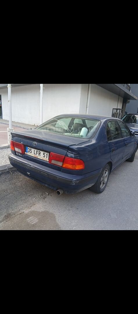 Sahibinden Toyota Carina 2.0 1997 Model İzmir 376.000 km Lacivert 3
