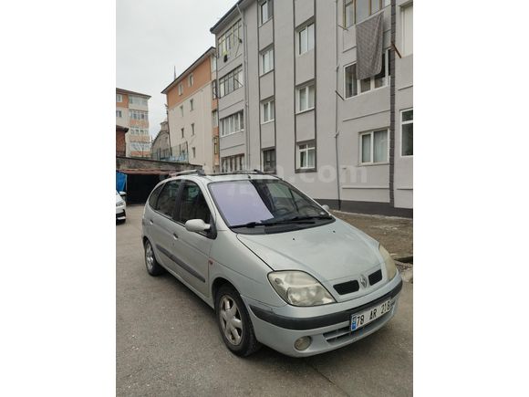 Sahibinden Renault Scenic 1.6 RXT 2001 Model