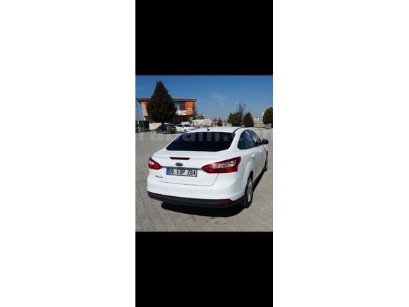 Sahibinden Ford Focus 1.6 Ti-VCT Style 2012 Model