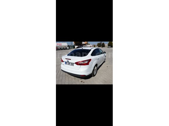 Sahibinden Ford Focus 1.6 Ti-VCT Style 2012 Model