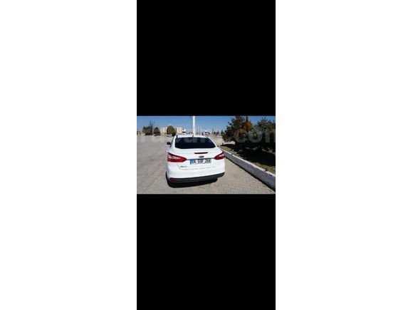 Sahibinden Ford Focus 1.6 Ti-VCT Style 2012 Model