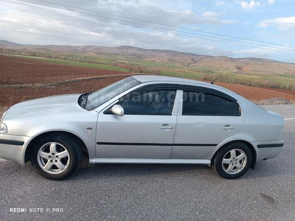Sahibinden Skoda Octavia 1.6 Ambiente 2004 Model