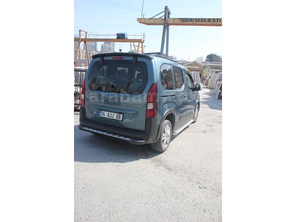 Sahibinden Peugeot Rifter 1.5 BlueHDI Allure 2024 Model