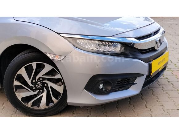 Galeriden Honda Civic 1.6i VTEC Eco Executive 2017 Model Şanlıurfa