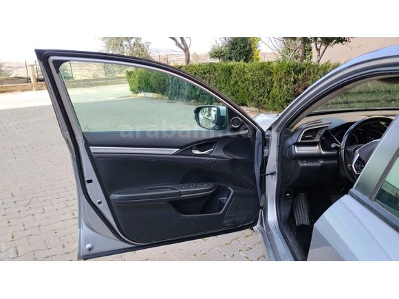 Galeriden Honda Civic 1.6i VTEC Eco Executive 2017 Model Şanlıurfa