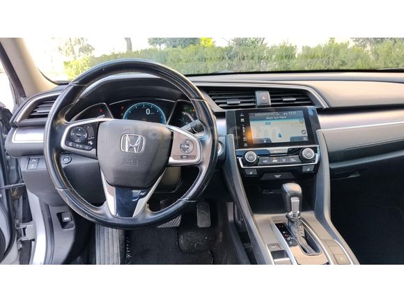 Galeriden Honda Civic 1.6i VTEC Eco Executive 2017 Model Şanlıurfa
