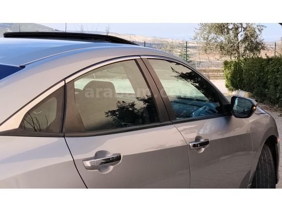 Galeriden Honda Civic 1.6i VTEC Eco Executive 2017 Model Şanlıurfa