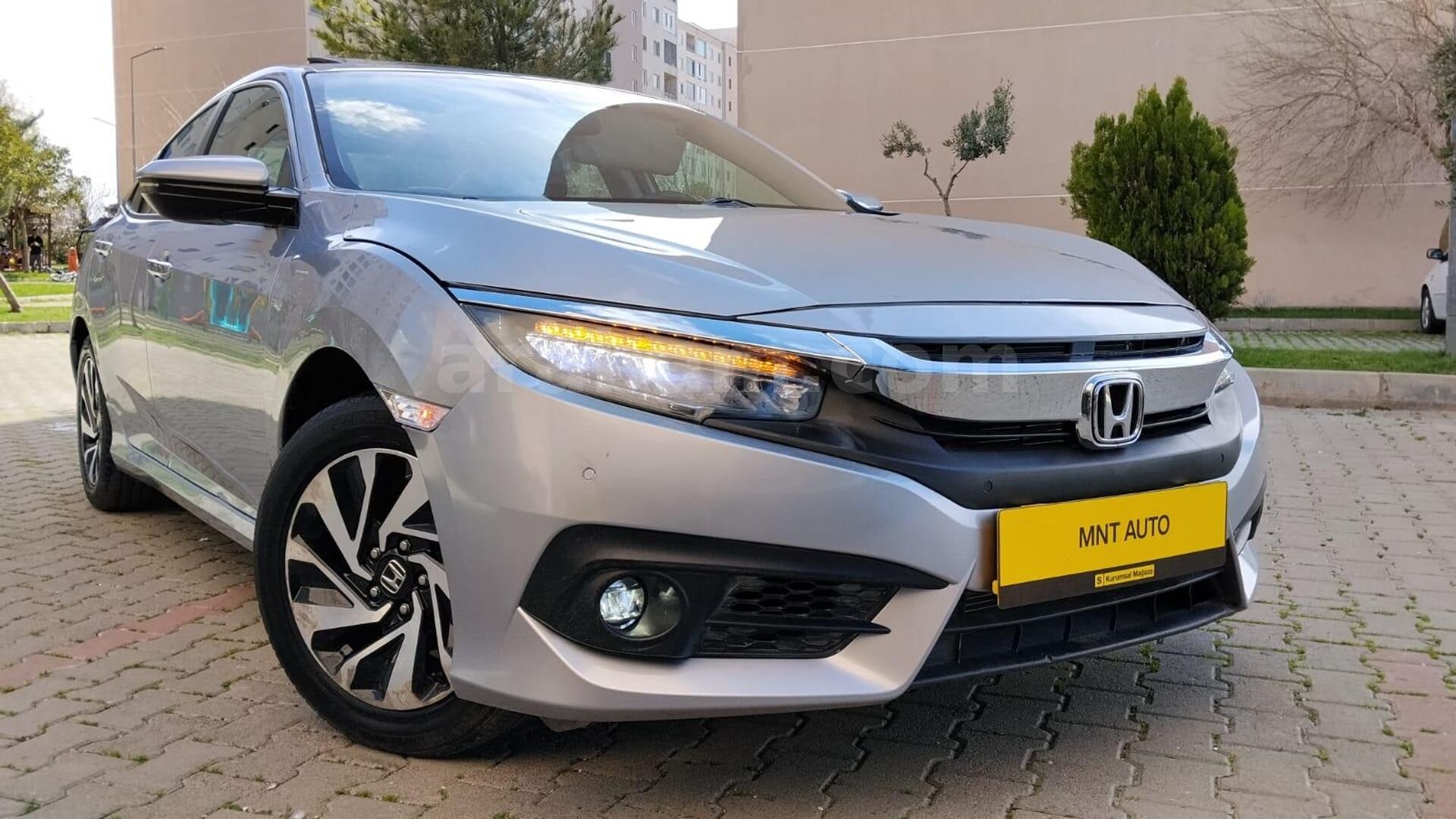 Galeriden Honda Civic 1.6i VTEC Eco Executive 2017 Model Şanlıurfa 3