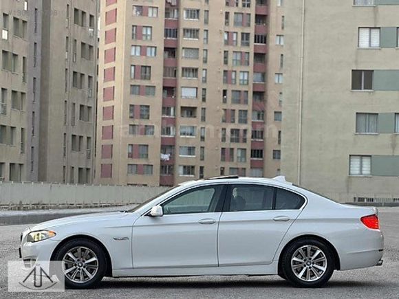 MİR OTOMOTİV'DEN 2011 / BMW 520D / DEĞİŞENSİZ / DYNAMIC /