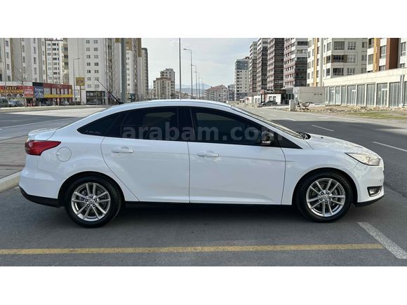 SAHİBİNDEN HATASIZ-BOYASIZ-DEĞİŞENSİZ-TRAMERSİZ OTOMATİK VİTES