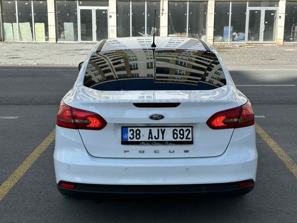 SAHİBİNDEN HATASIZ-BOYASIZ-DEĞİŞENSİZ-TRAMERSİZ OTOMATİK VİTES