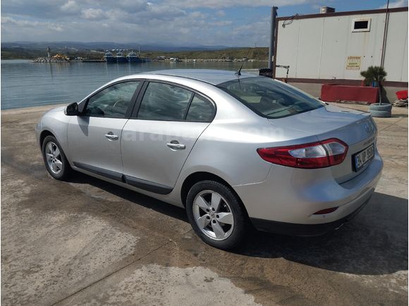 Sahibinden Renault Fluence 1.6 Expression 2010 Model  115.000 km Gri (titanyum)