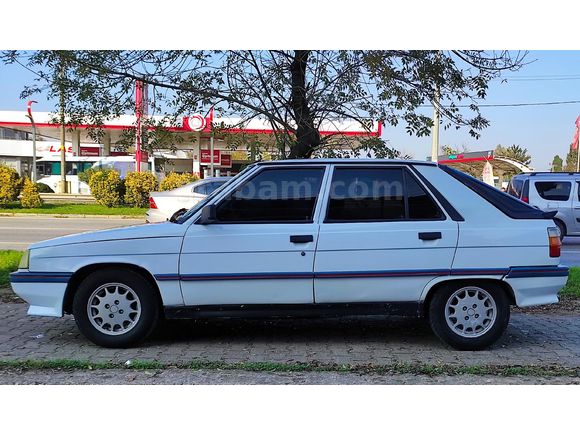 ŞENTÜRKLERDEN R 11 Flash 1991 Model