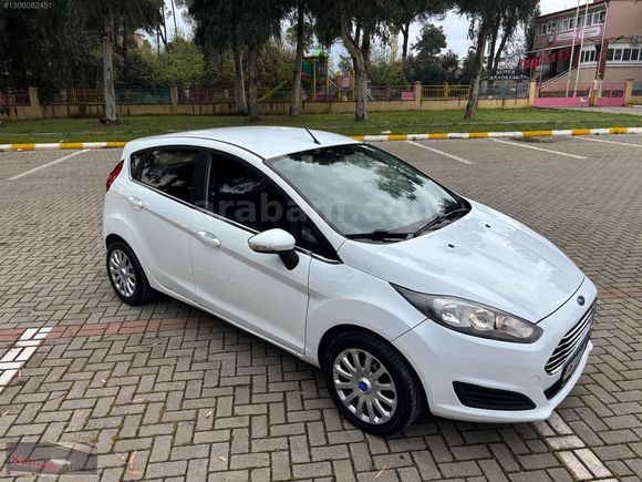 FORD FİESTA 2013 YENİ KASA LPG'Lİ KUSURSUZ