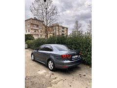 Sahibinden Volkswagen Jetta 1.6 TDi Highline 2013 Model İstanbul 133.000 km Füme
