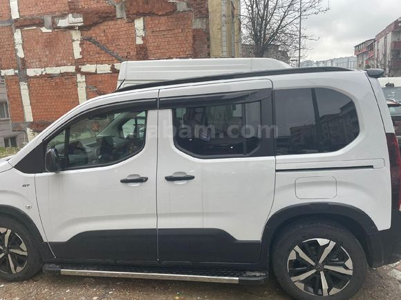 Sahibinden Peugeot Rifter 1.5 BlueHDI GT 2025 Model