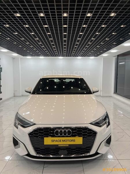 Galeriden Audi A3 Sedan 35 TFSI Advanced 2022 Model İstanbul 52.500 km Beyaz