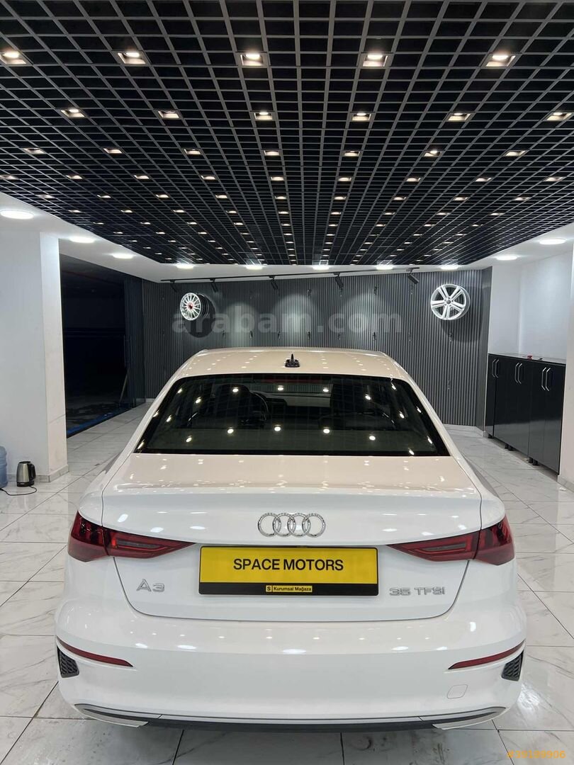 Galeriden Audi A3 Sedan 35 TFSI Advanced 2022 Model İstanbul 52.500 km Beyaz 4