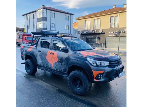 Sahibinden Toyota Hilux 2.4 D-4D 4x4 Hi-Cruiser 2017 Model 