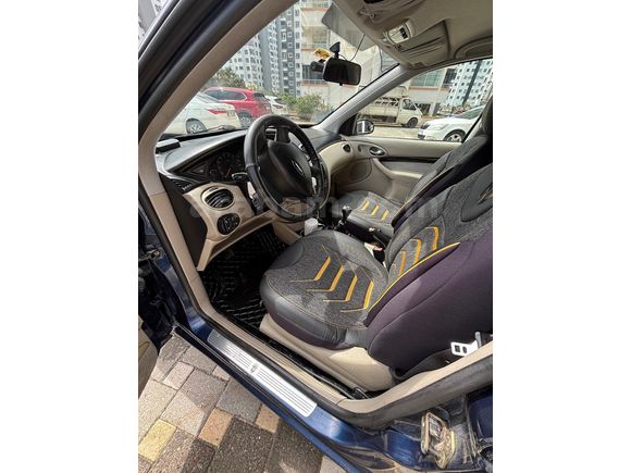 Sahibinden Ford Focus 1.6 Ghia 2005 Model