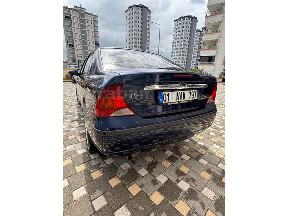 Sahibinden Ford Focus 1.6 Ghia 2005 Model