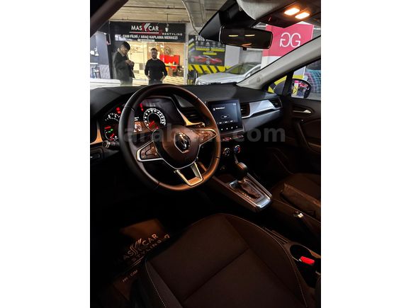 Sahibinden Renault Captur 1.3 TCe Touch Plus 2021 Model 