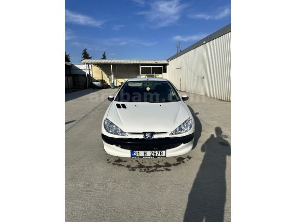 Sahibinden Peugeot 206 1.4 HDi X-line 2004 Model Hatay 240.000 km Beyaz