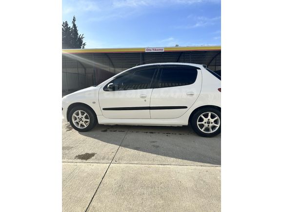 Sahibinden Peugeot 206 1.4 HDi X-line 2004 Model Hatay 240.000 km Beyaz