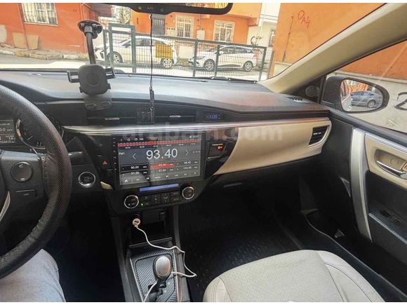Sahibinden Toyota Corolla 1.4 D-4D Premium 2014 Model 