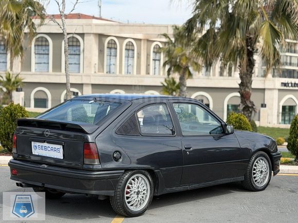 SEBCARS'DAN KUSURSUZ MEŞHUR KDS17 OPEL KADETT GSi