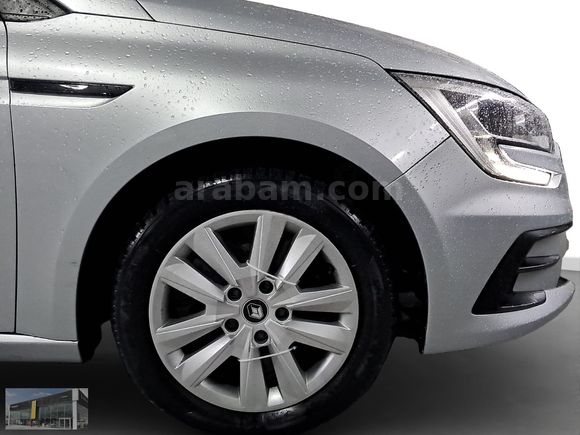 RENAULT GÜRSES'DE 2022 MEGANE 1.3 TCE JOY EDC %0,99 KREDİ