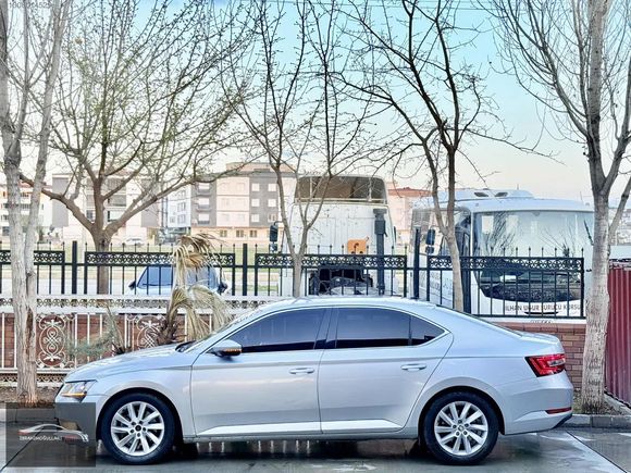 İBRAHİMOĞULLARI AUTO'DAN SKODA SUPERB DÜŞÜK KİLOMETRE!!!