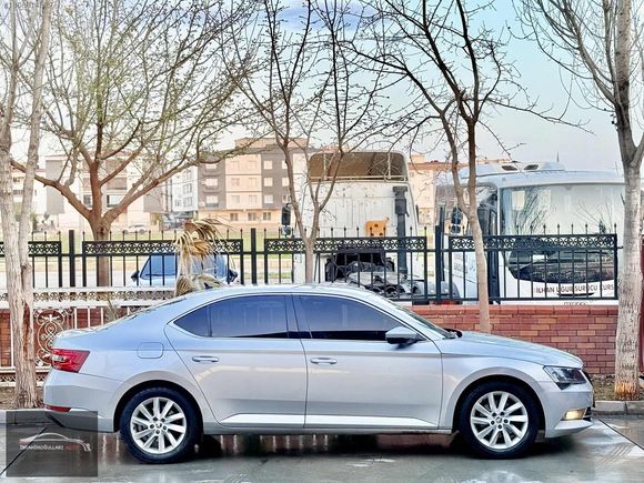 İBRAHİMOĞULLARI AUTO'DAN SKODA SUPERB DÜŞÜK KİLOMETRE!!!
