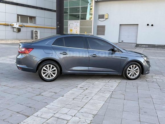 2018 RENAULT MEGANE 1.5DCI TOCH 185 BİN KM de HASAR KAYDI YOK