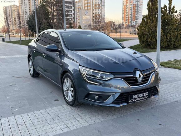 2018 RENAULT MEGANE 1.5DCI TOCH 185 BİN KM de HASAR KAYDI YOK