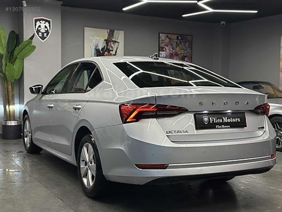 FLİES MOTORS'DAN 2024 130'BİN KM OCTAVİA 1.0TSİ ELİTE HATASIZ