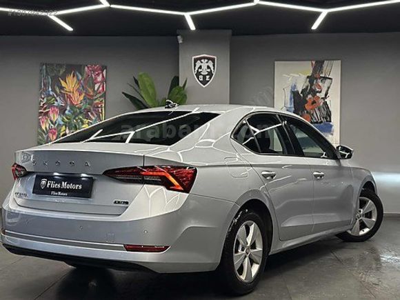 FLİES MOTORS'DAN 2024 130'BİN KM OCTAVİA 1.0TSİ ELİTE HATASIZ