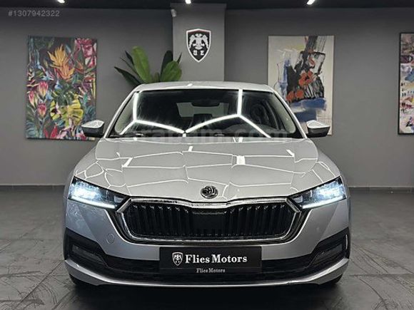 FLİES MOTORS'DAN 2024 130'BİN KM OCTAVİA 1.0TSİ ELİTE HATASIZ