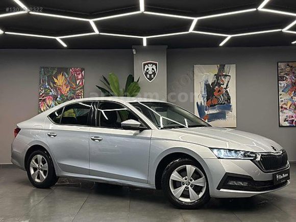 FLİES MOTORS'DAN 2024 130'BİN KM OCTAVİA 1.0TSİ ELİTE HATASIZ