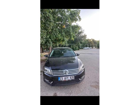 Sahibinden Volkswagen Passat 1.6 TDi BlueMotion Trendline 2013 Model  317.000 km Siyah