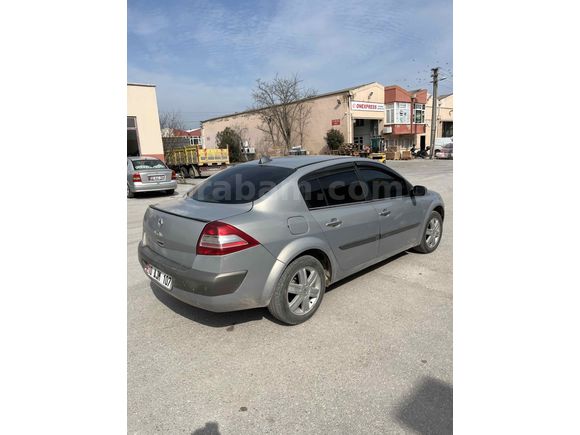 Sahibinden Renault Megane 1.5 dCi Dynamique 2004 Model 