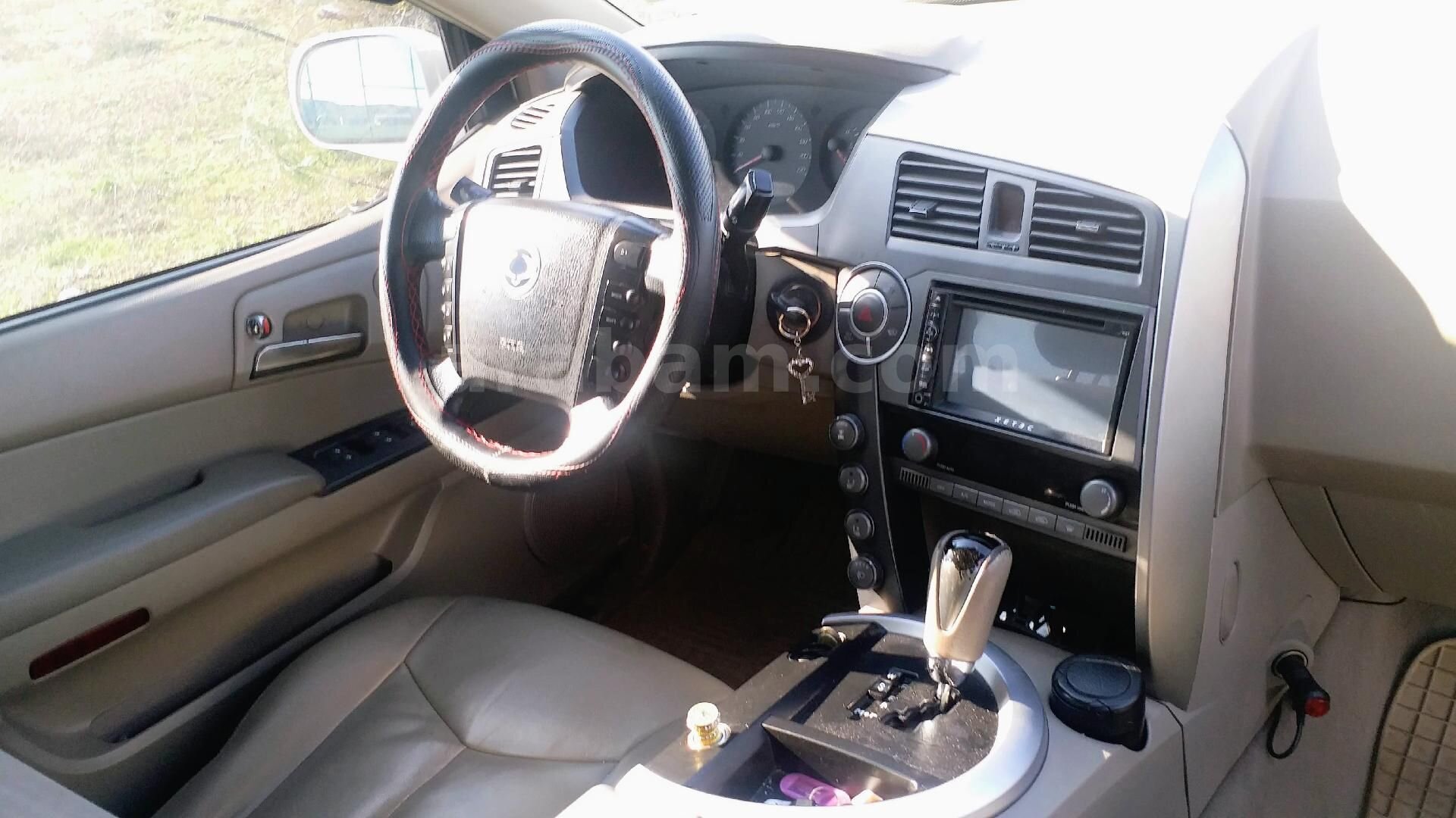 Sahibinden KGM SsangYong Kyron 2.0 L XDI Limited 4x4 2011 Model Aksaray 244.000 km Beyaz 4