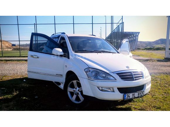 Sahibinden Ssangyong Kyron 2.0 L XDI Limited 4x4 2011 Model  242.000 km Beyaz
