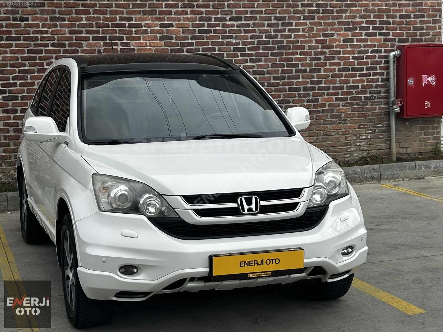 ENERJİ OTO/HONDA CR-V 2.0 EXECUTİVE OTOMATİK VİTES CAM TVN 4*4 4