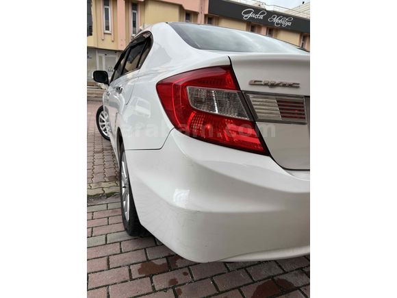 Sahibinden Honda Civic 1.6i VTEC ECO Elegance 2013 Model 