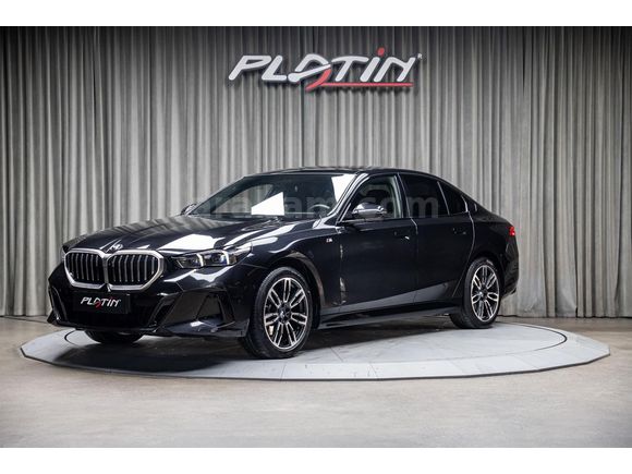 BAYİ 2025 520I MSPORT HEADUP_SOGUTMA_4B.KLİMA_E-SİM_BOYASIZ_%20KDV