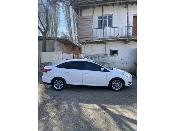 Sahibinden Ford Focus 1.6 TDCi Trend X 2015 Model 
